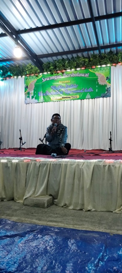 TAJUG BERSHOLAWAT DI BULAN MAULUD